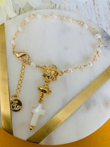 Pearl rosary bracelets favor