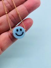 Load image into Gallery viewer, Smiley face gold chain necklace