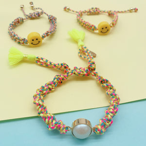 Smiley bracelets macrame