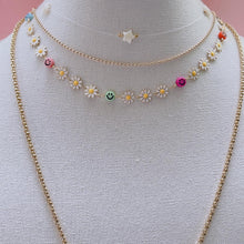 Load image into Gallery viewer, Smiley &amp; daisy flower chokerlength necklace