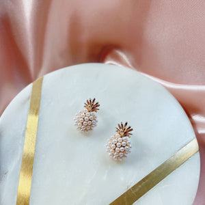 Pearl pineapple earrings