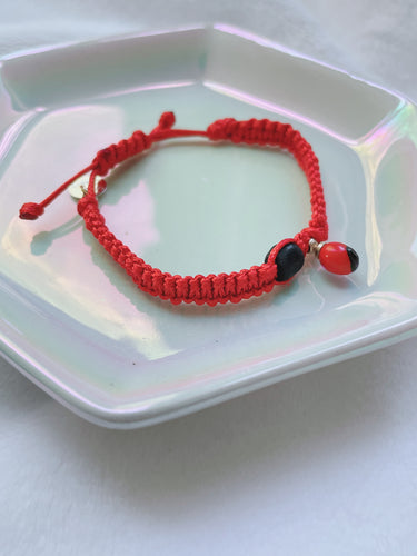 Macramé bracelet con Azabache para bebé