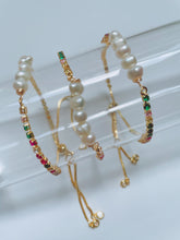 Load image into Gallery viewer, Tennis chain with pearl bracelets