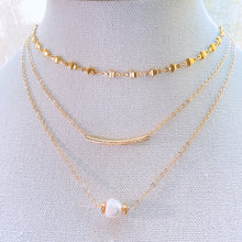 Load image into Gallery viewer, Pearl gold chains necklaces