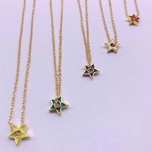 Load image into Gallery viewer, Mini  colors star necklace