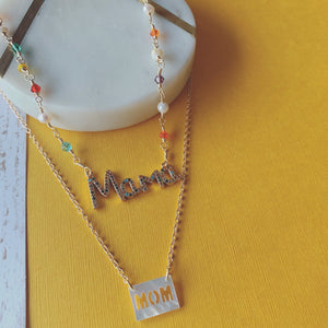 MOM pendant  shell necklace