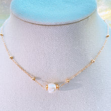 Load image into Gallery viewer, Pearl gold chains necklaces