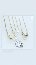 Load image into Gallery viewer, Shell name  or initial necklace - Cheleaccesorios