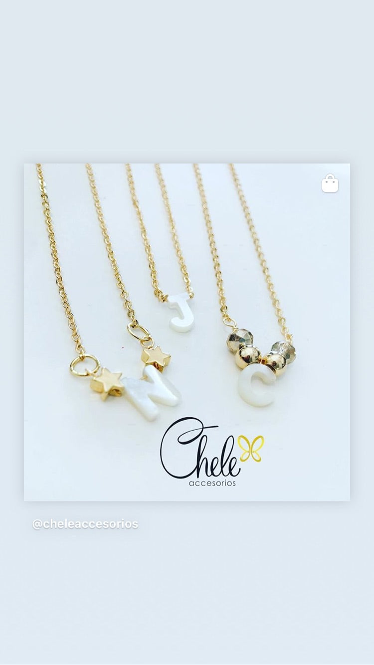 Shell name  or initial necklace - Cheleaccesorios