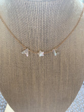 Load image into Gallery viewer, Shell name  or initial necklace - Cheleaccesorios