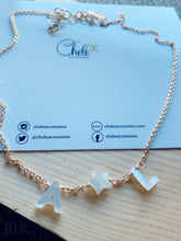 Load image into Gallery viewer, Shell name  or initial necklace - Cheleaccesorios
